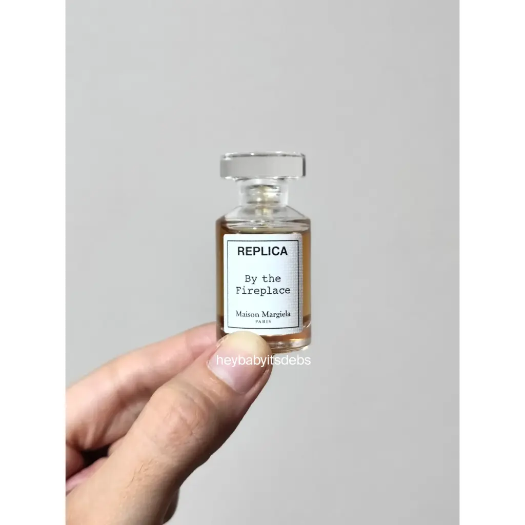 Maison Margiela Replica By The Fireplace Miniature - 7ml (No Box)