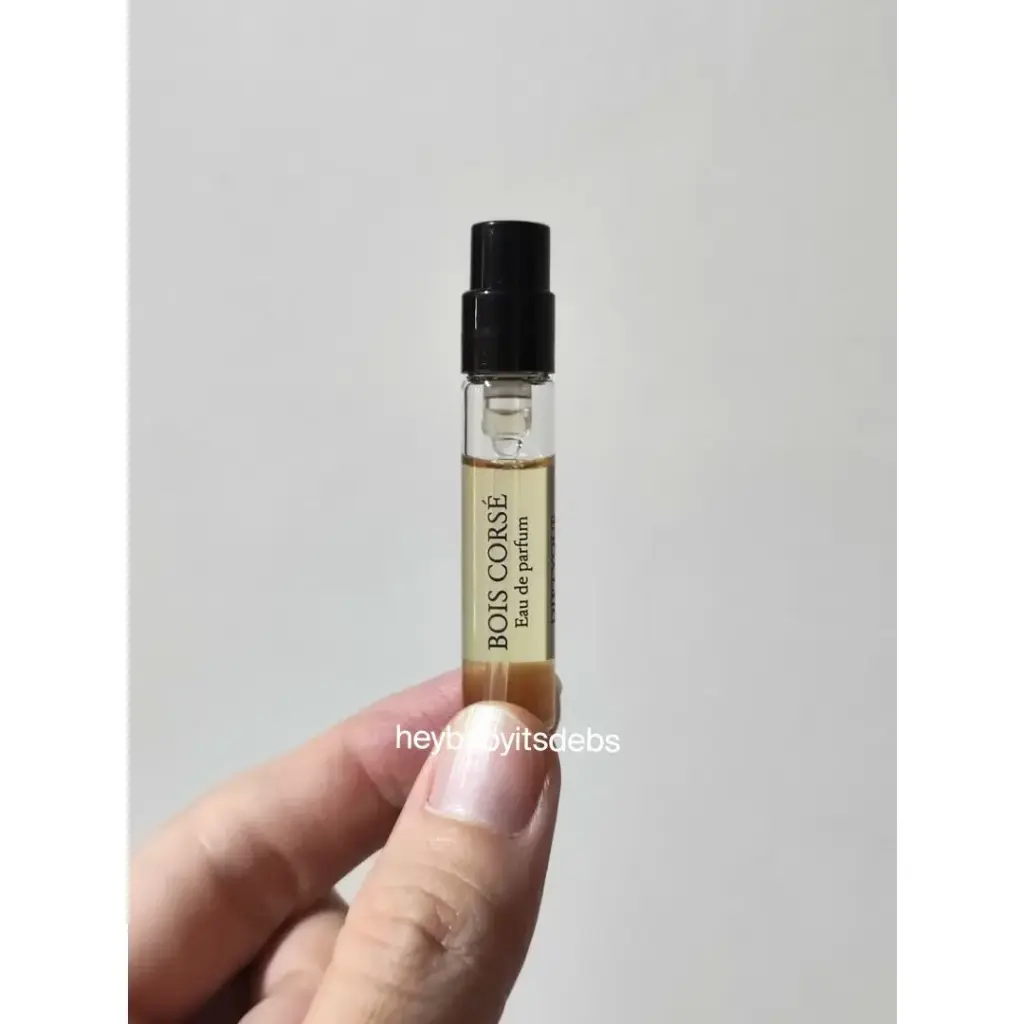 Diptyque Bois Corse Sample Perfume - 1.5ml (vial)