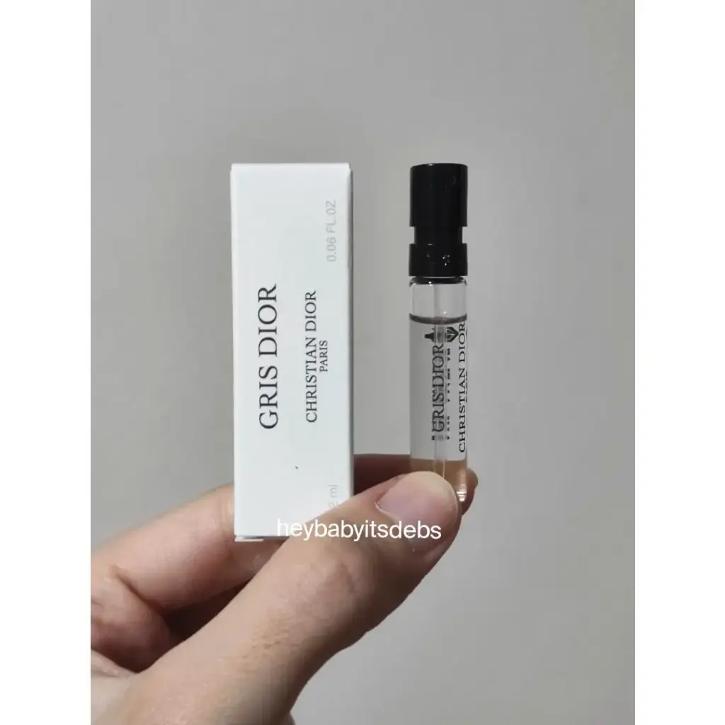 Maison Dior Gris Dior Sample Perfume - 2ml (boxed)