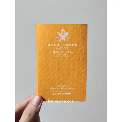 Acca Kappa Vaniglia Fior di Mandorlo Sample Perfume - 1.5ml