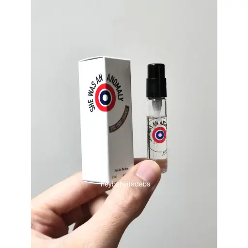 Etat Libre d' Orange She Was An Anomaly Sample Perfume - 2ml
