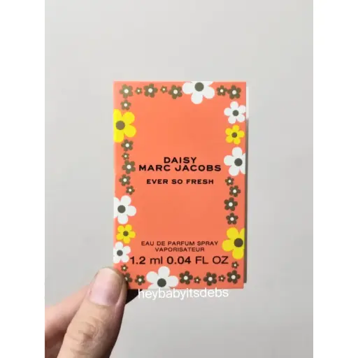 Marc Jacobs Ever So Fresh Sample Perfume - 1.2ml